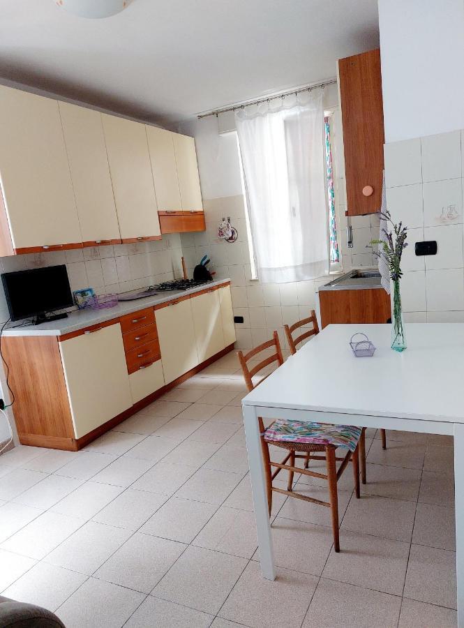 Agriturismo Giorgi Appartamenti In Riviera Ligure Albenga Bagian luar foto