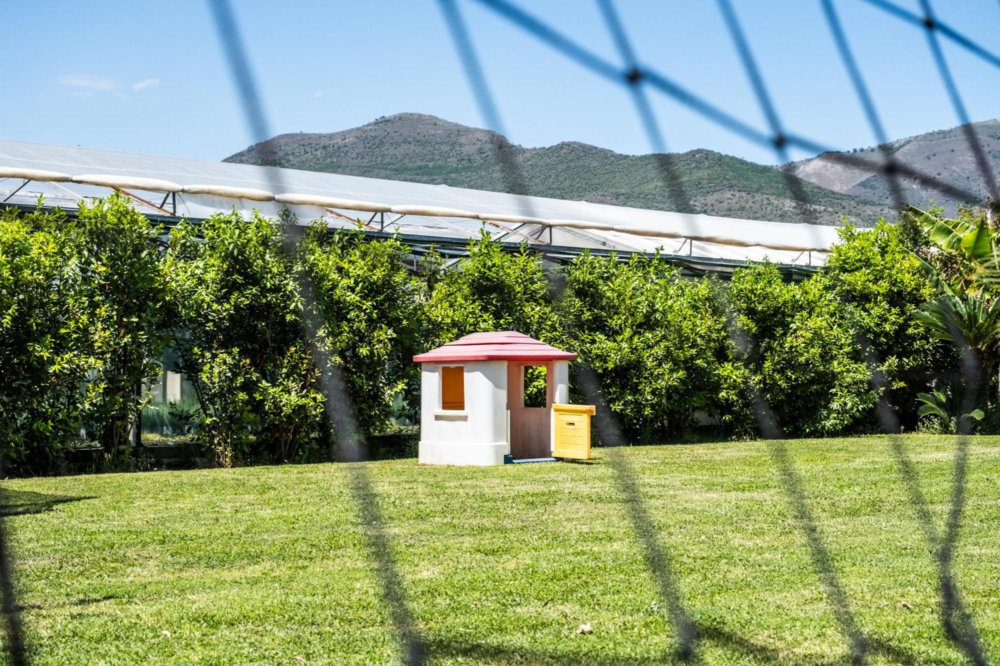 Agriturismo Giorgi Appartamenti In Riviera Ligure Albenga Bagian luar foto
