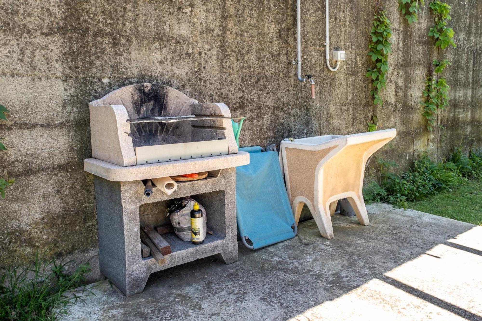Agriturismo Giorgi Appartamenti In Riviera Ligure Albenga Bagian luar foto