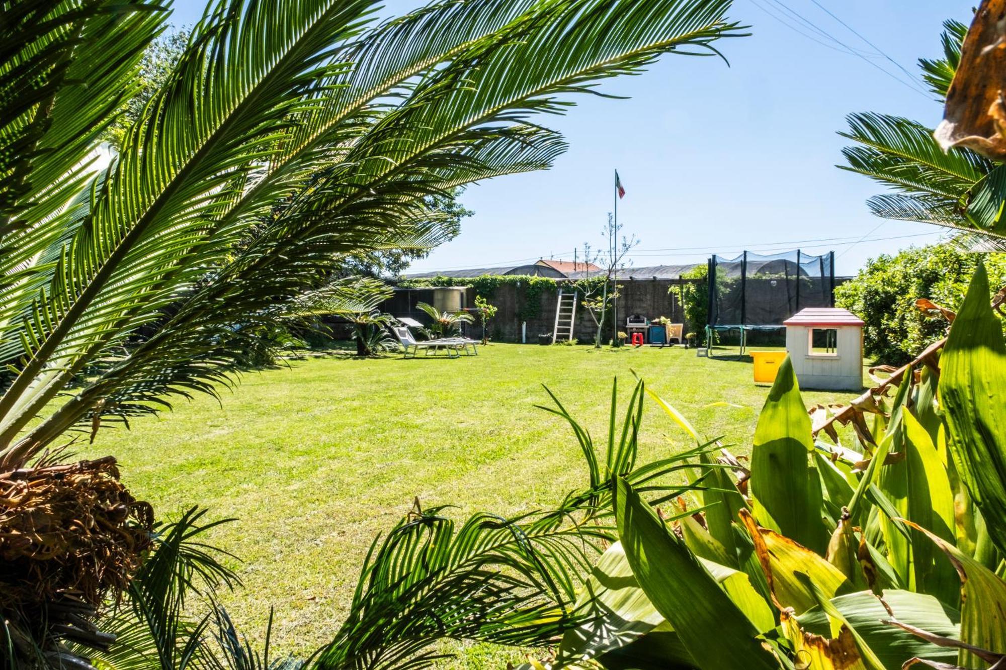 Agriturismo Giorgi Appartamenti In Riviera Ligure Albenga Bagian luar foto