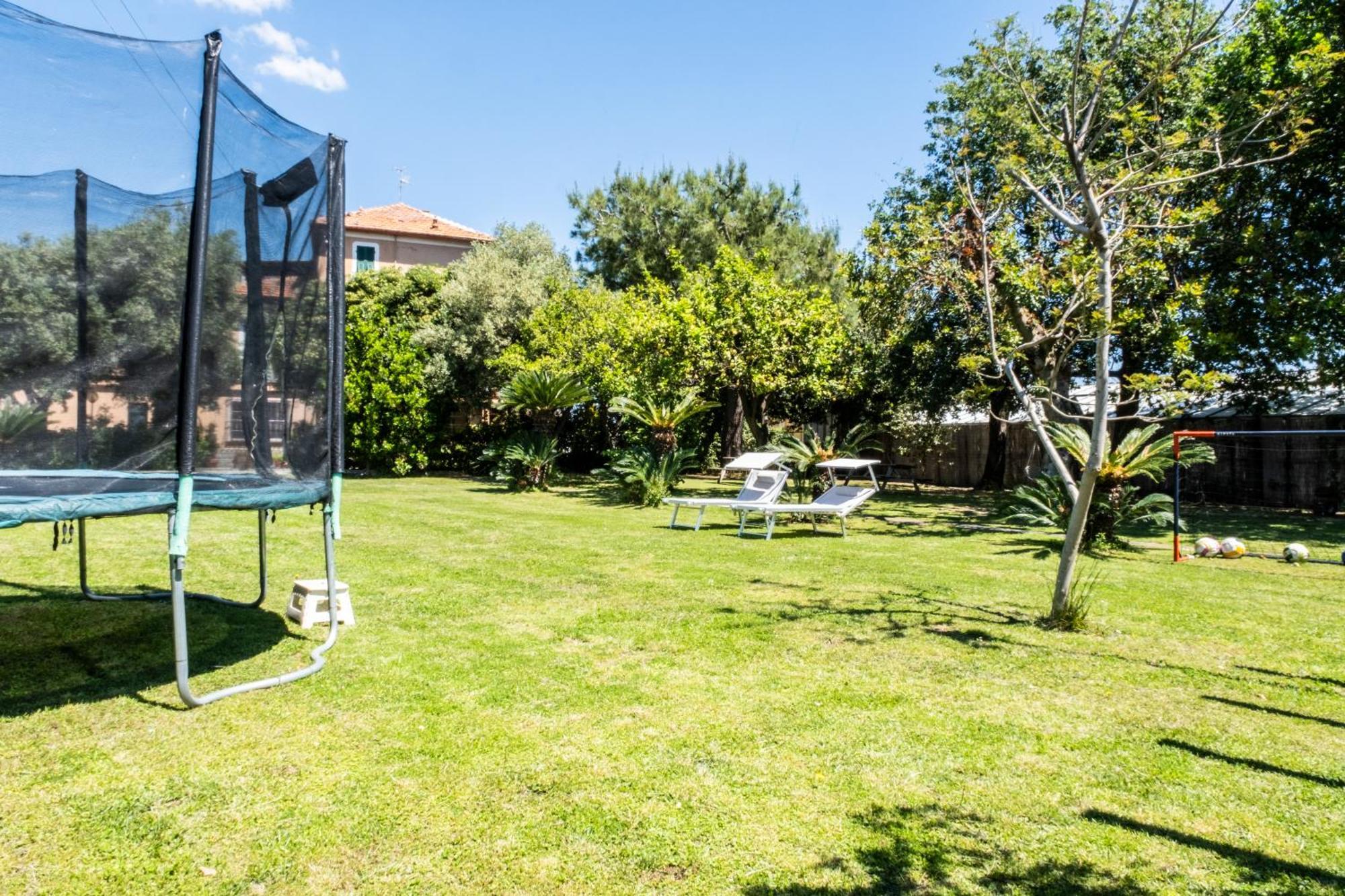 Agriturismo Giorgi Appartamenti In Riviera Ligure Albenga Bagian luar foto