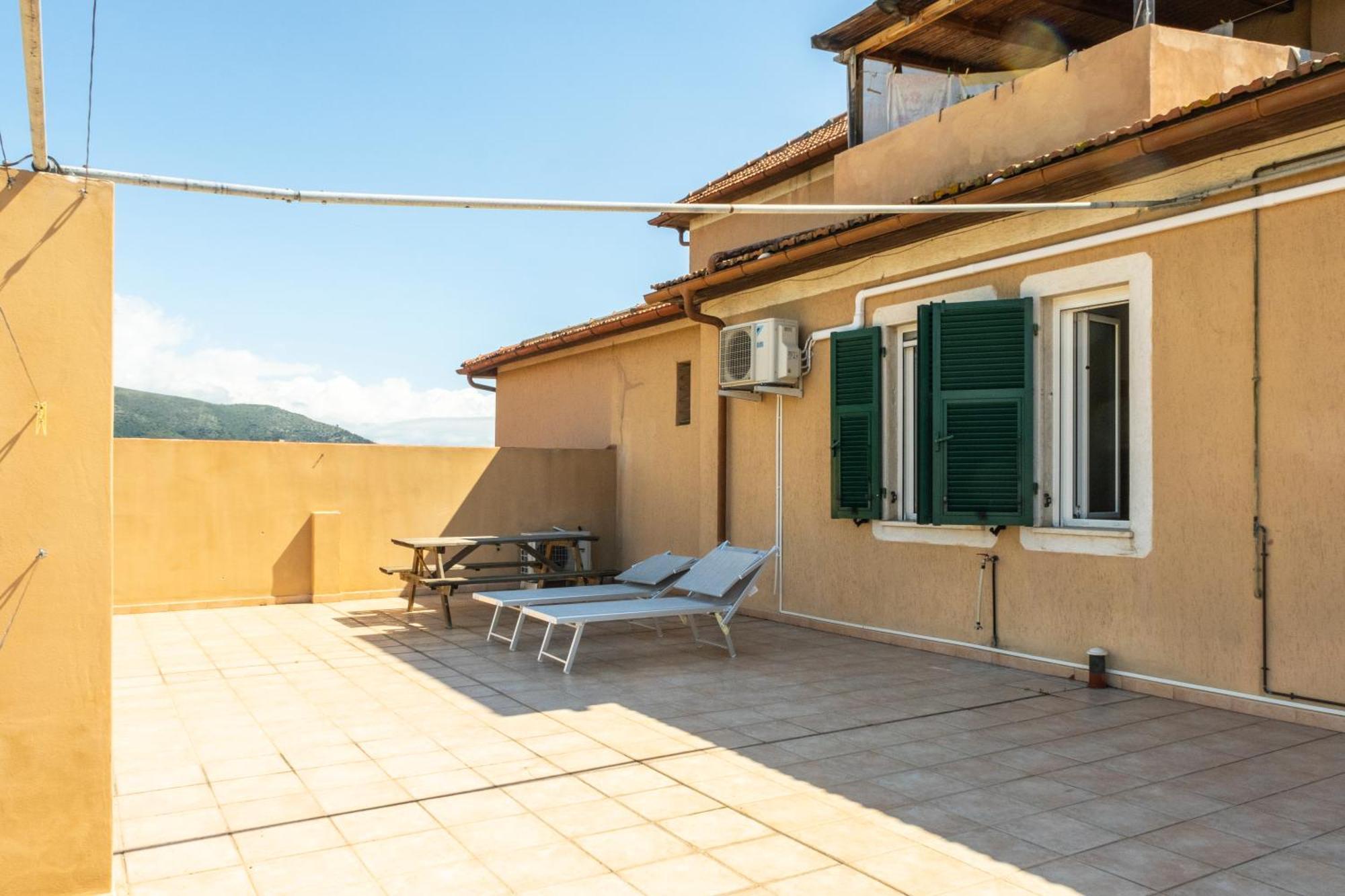 Agriturismo Giorgi Appartamenti In Riviera Ligure Albenga Bagian luar foto