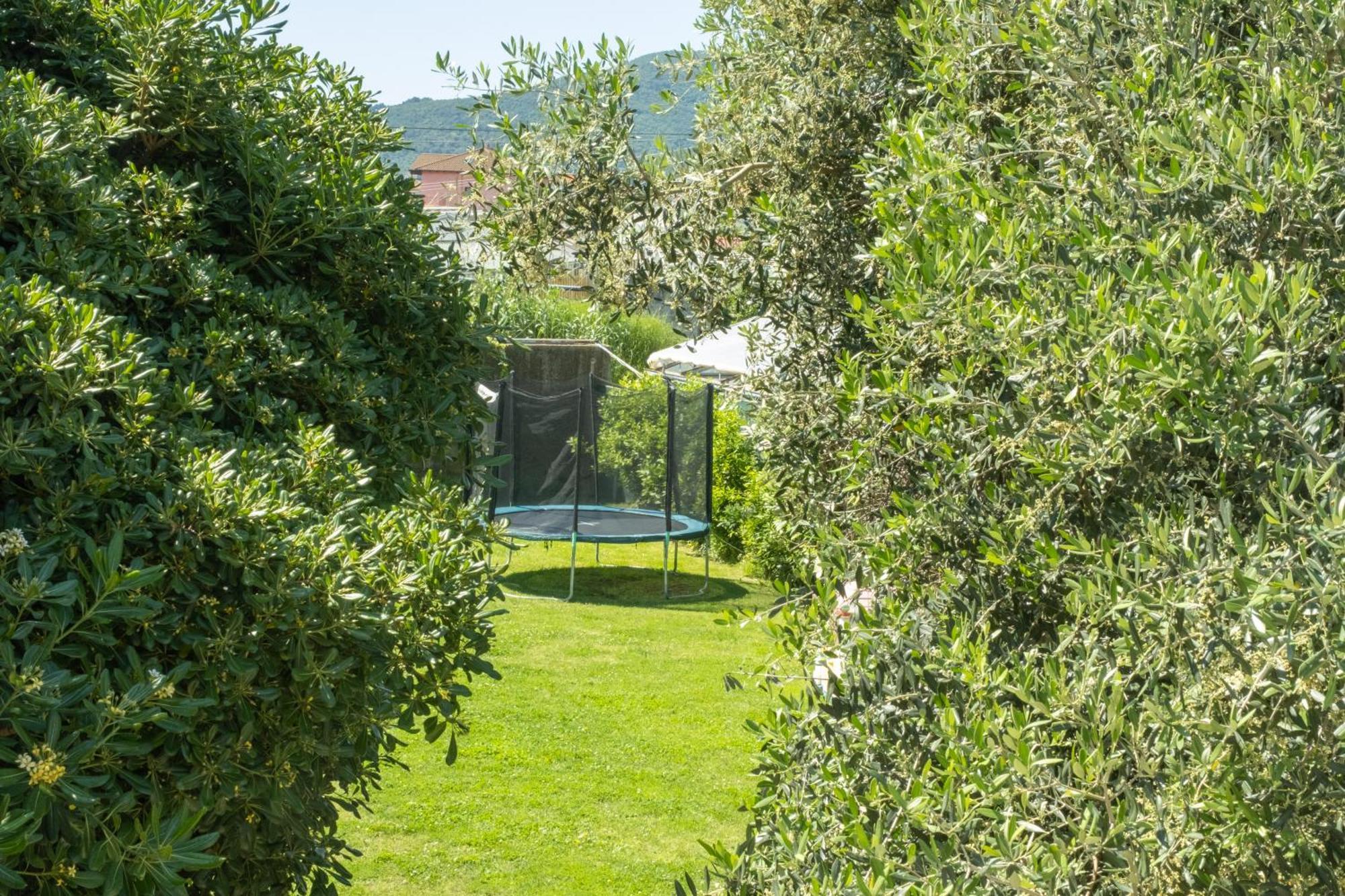 Agriturismo Giorgi Appartamenti In Riviera Ligure Albenga Bagian luar foto
